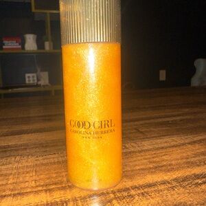 Carolina Herrera Gold Shimmer Body Oil